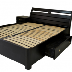 Кровати деревянные двуспальные. Кровати из массива дерева